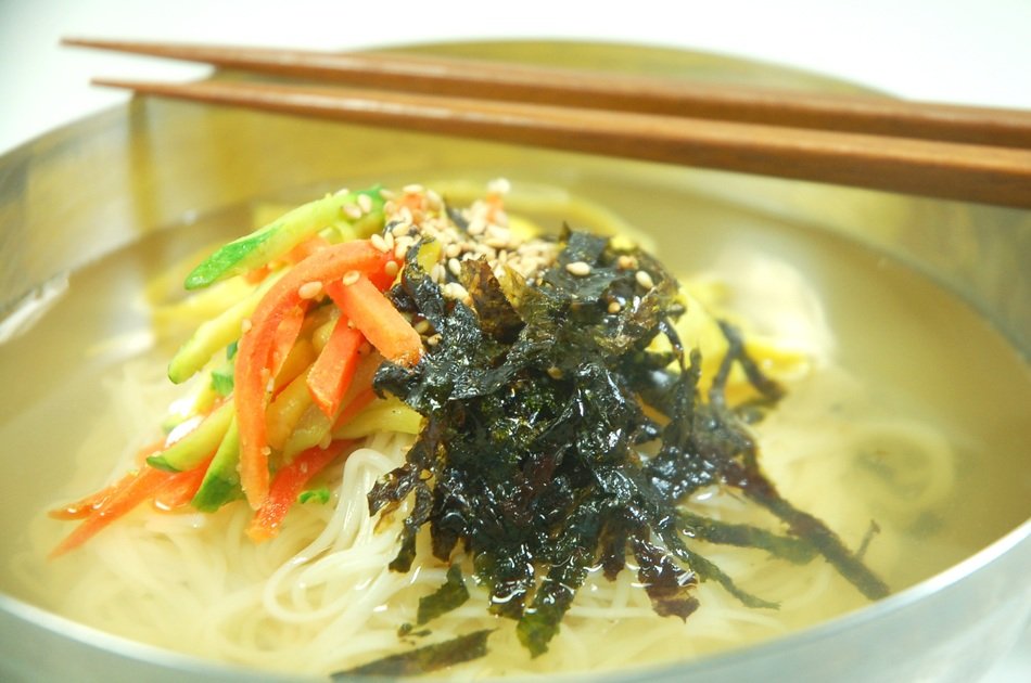 korean noodles food
