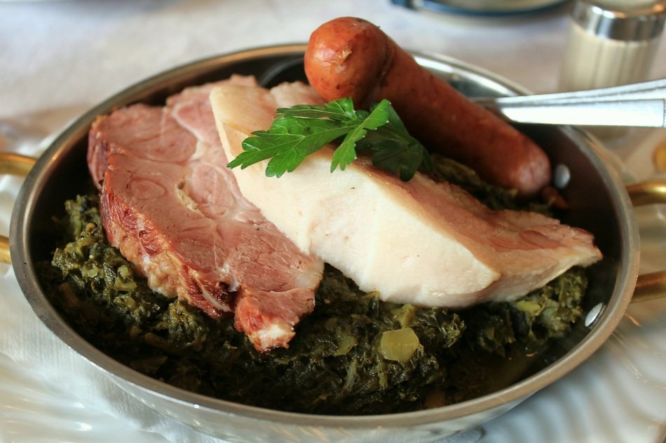 broccoli with ham and sausage