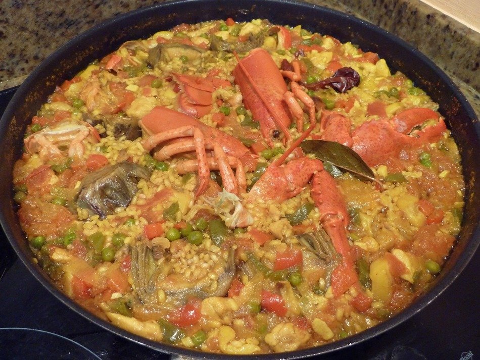 paella food