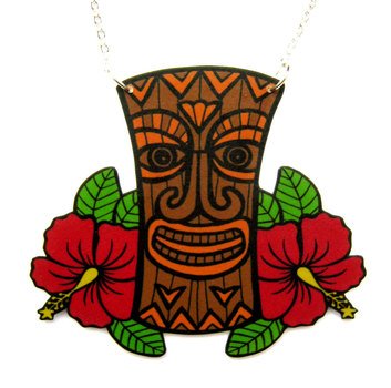 totem with pink flowers