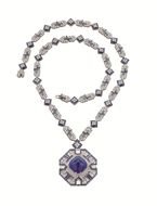 white and blue necklace, bijou