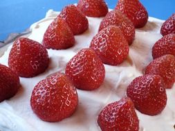 Strawberries in a cream