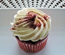 extremely delicious red velvet cupcake
