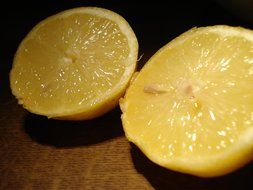 wallpaper with lemon slices