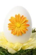 egg with a flower decoration