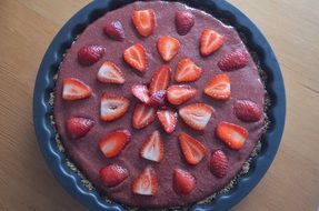 Vegan strawberry cake