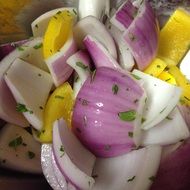 salad with red onion