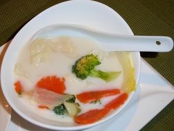 Coconut soup, Thai cuisine
