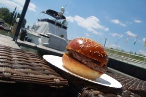 hamburger at ship