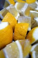 fresh lemon pieces