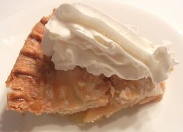 Apple pie with whipped cream