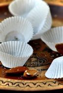 paper molds for cupcakes