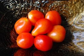 pile of ripe homegrown tomatoes