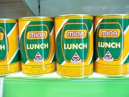 universal canned food for lunch