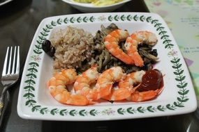 dish of shrimps and mushrooms