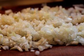 raw cut onions