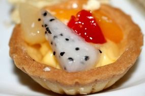 mini fruit tart