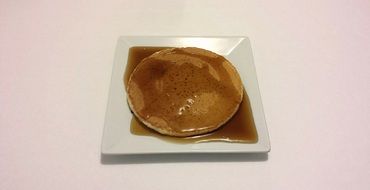 pancake with honey