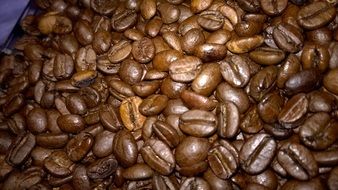 roasting of flavored coffee beans close-up