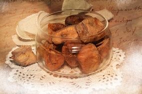 dried figs in a glass jar