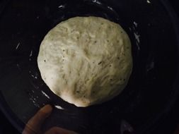 Baking pizza in pizzeria