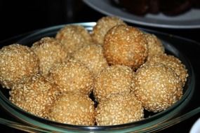 sweet balls with sesame seeds