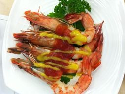 crispy and delicious shrimp tempura, seafood