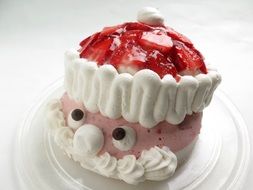 picture of the cake in shape of santa claus