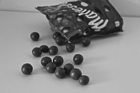 chocolate balls black white