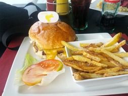 lunch hamburger