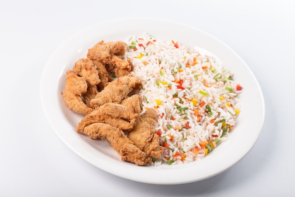 yakimeshi nuggets on plate
