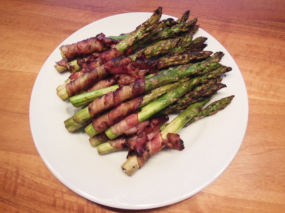 Asparagus with the beacon
