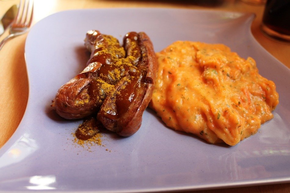 currywurst bart with sausage