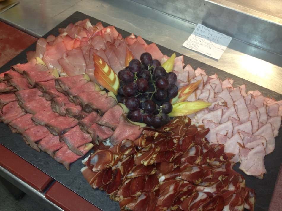sliced meat on a tray