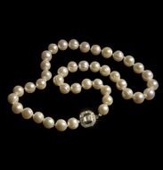 Very Nice White Round Circl eacute Cultured Fresh Water Pearls Of 85 9