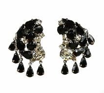 Warner Vintage Clip On Earrings