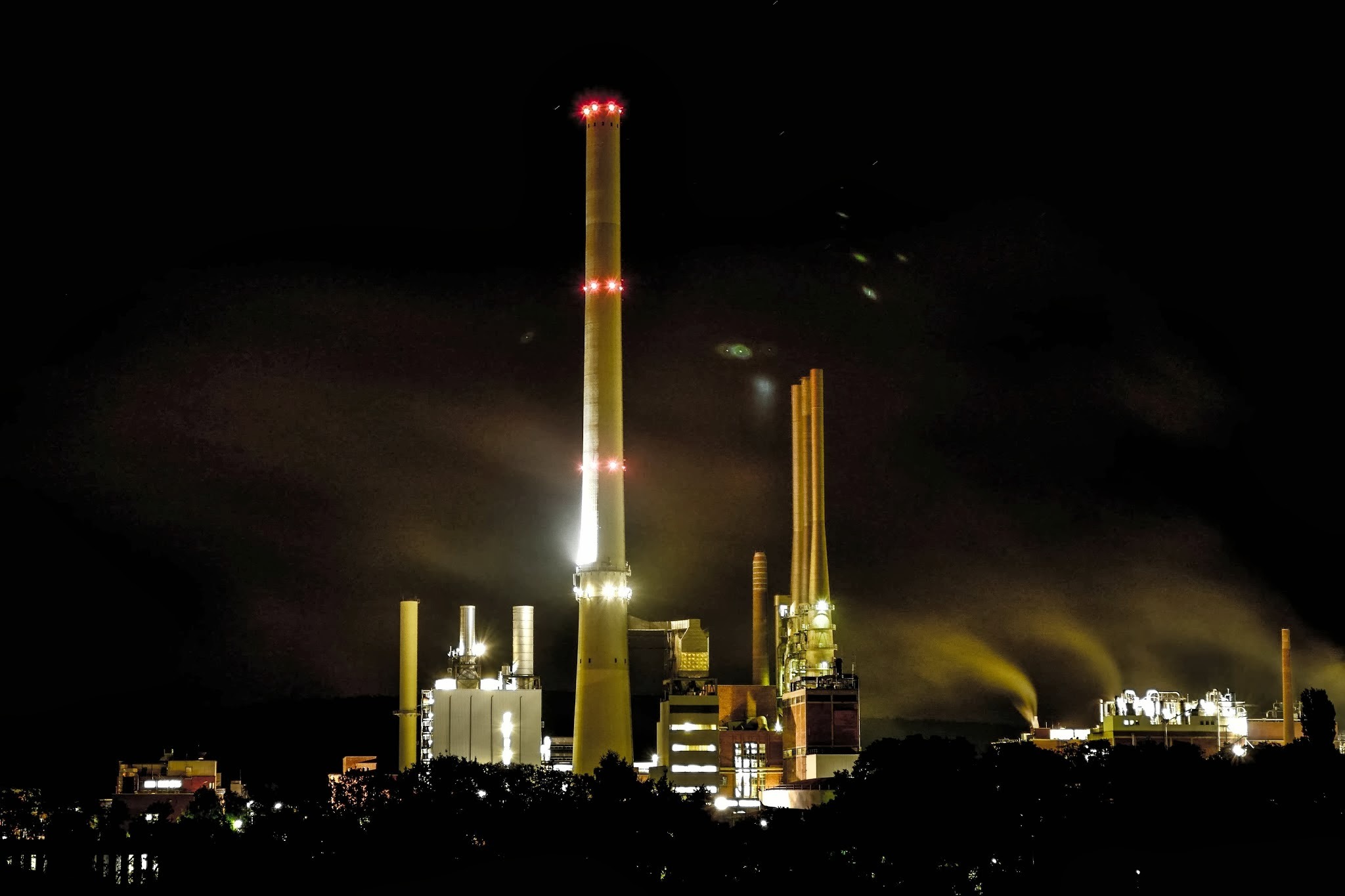 Panorama of the industrial district at night free image download