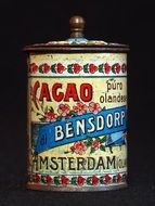 a tin of bensdorp cacao