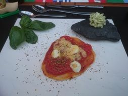 delicious mini pizza