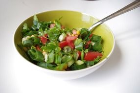 vegetable salad in bowl