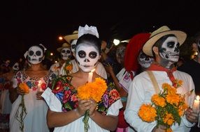 popular festival in Mexico to the Day of the Dead