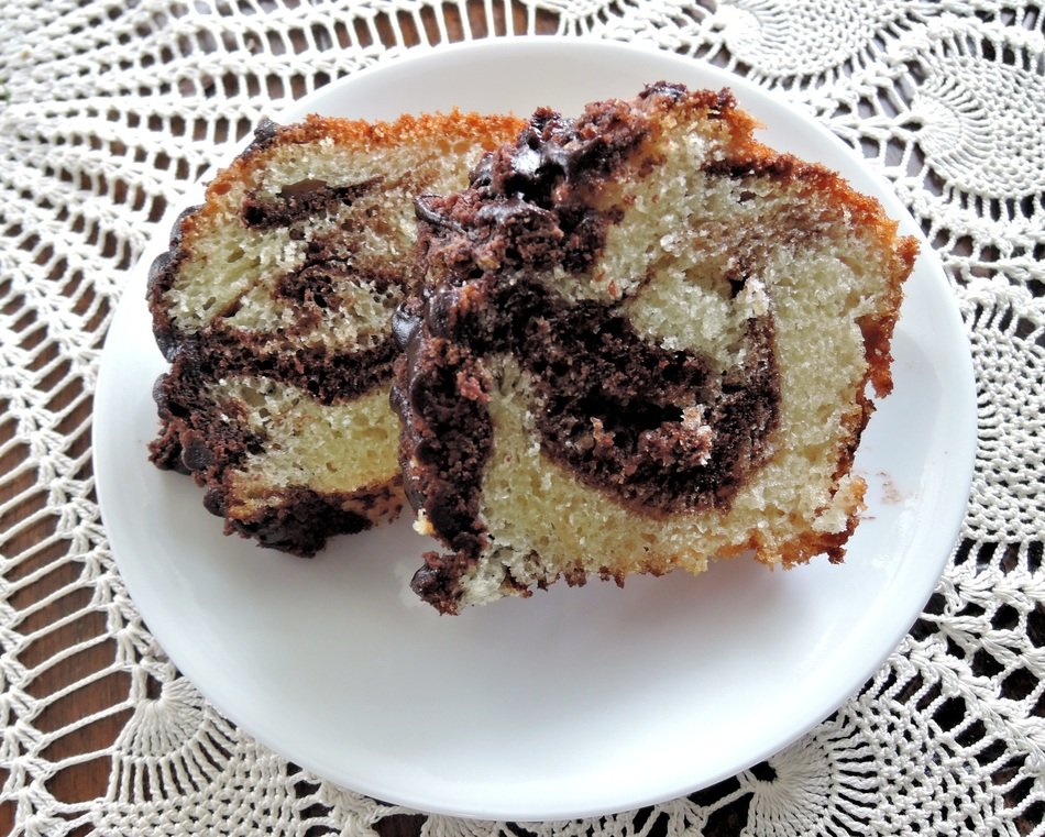 marble bundt cake