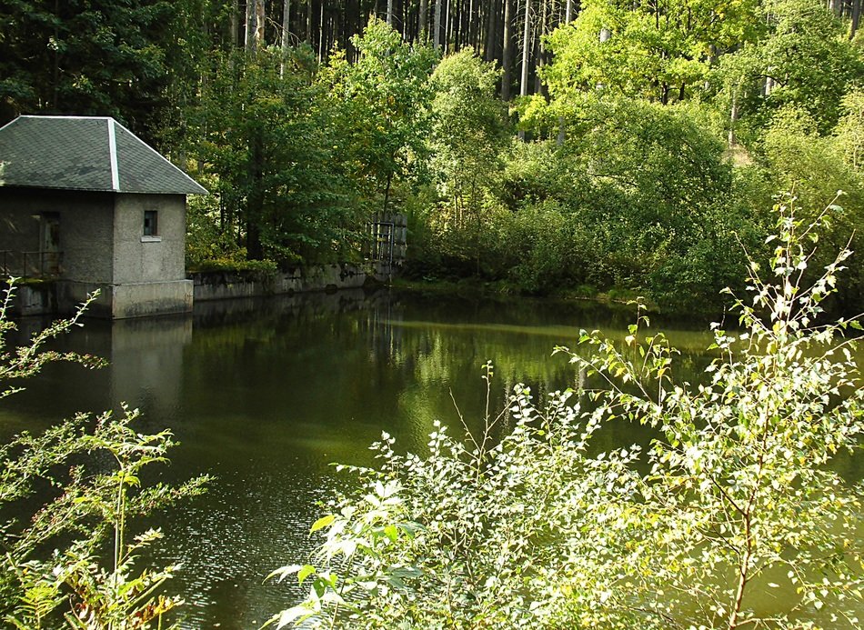 Hut near the reservoir