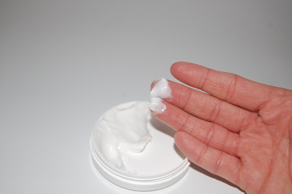 cream lubricate