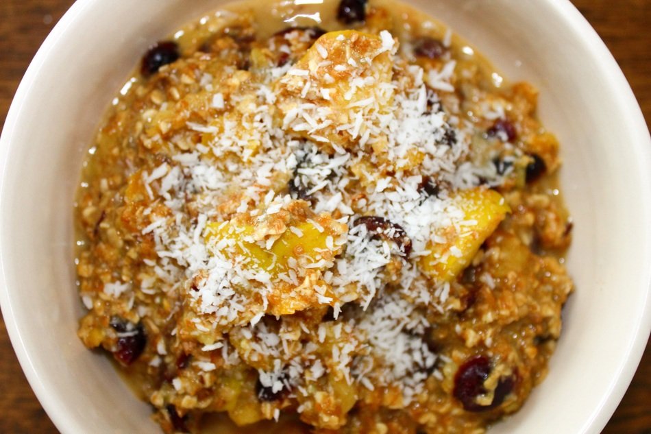oatmeal with cranberries and coconut