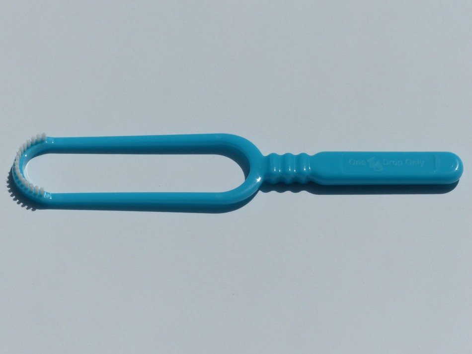 tongue brush dental