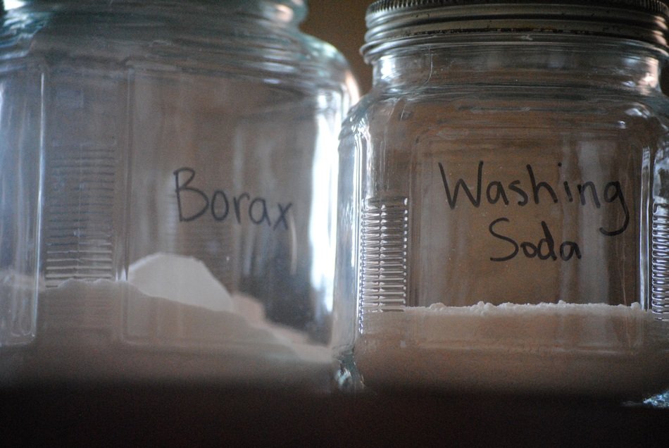 Washing soda and Borax in the jars