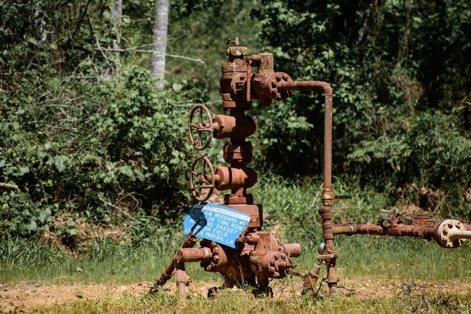 Rust gas line on a oilfield