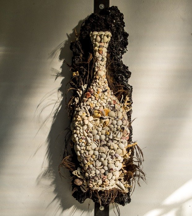 vase from shells as a work of art
