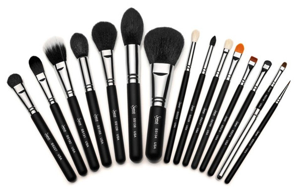 makeup brushes by Sigma